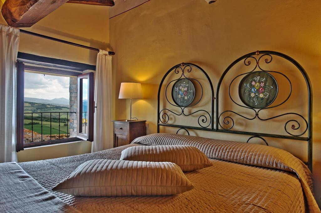 Antica Locanda Пиенца Екстериор снимка