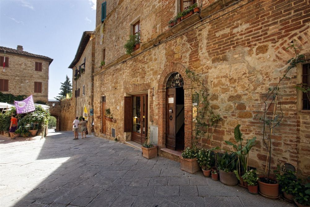 Antica Locanda Пиенца Екстериор снимка